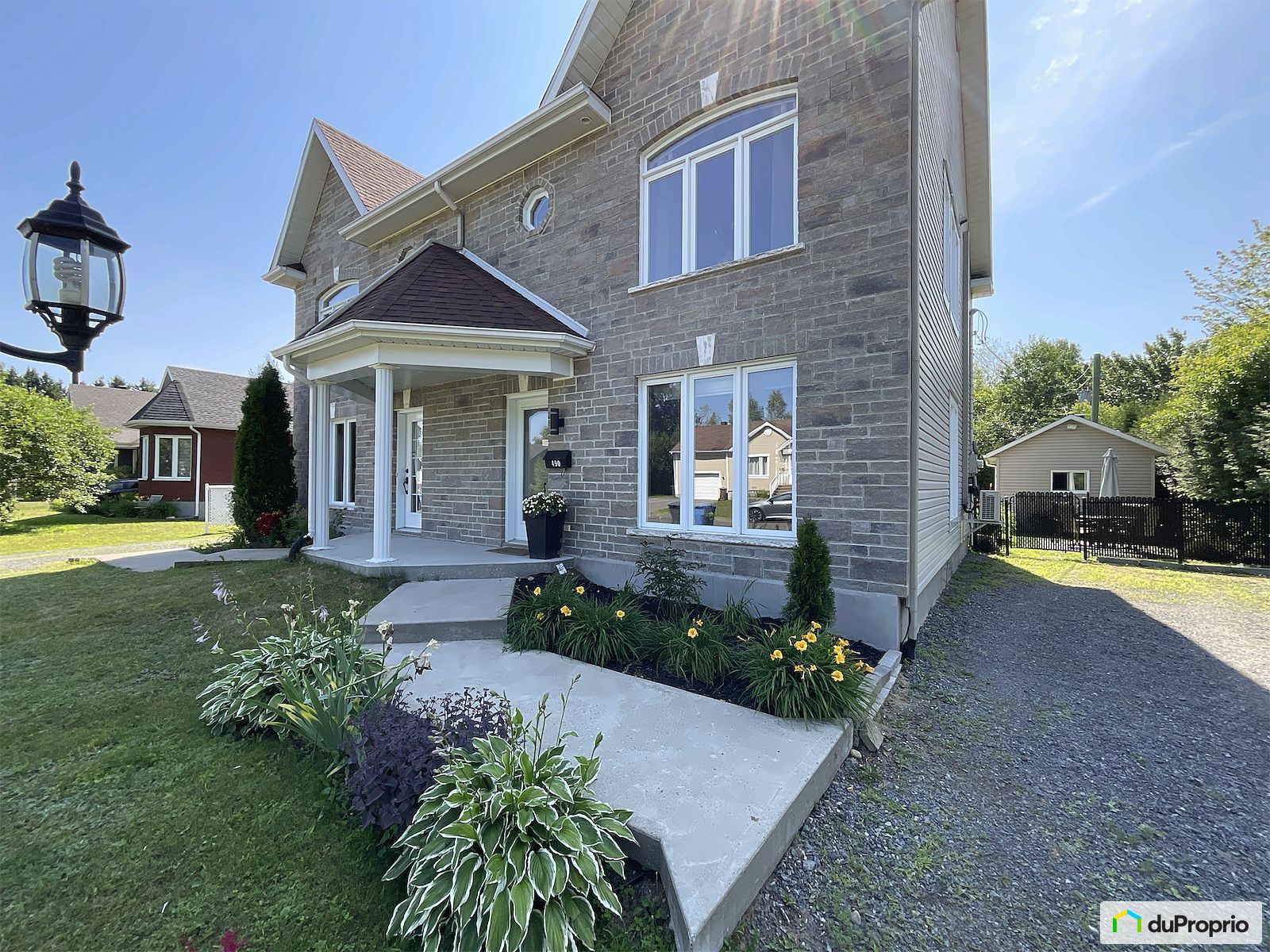 490 Rue De Varsovie — photo 3
