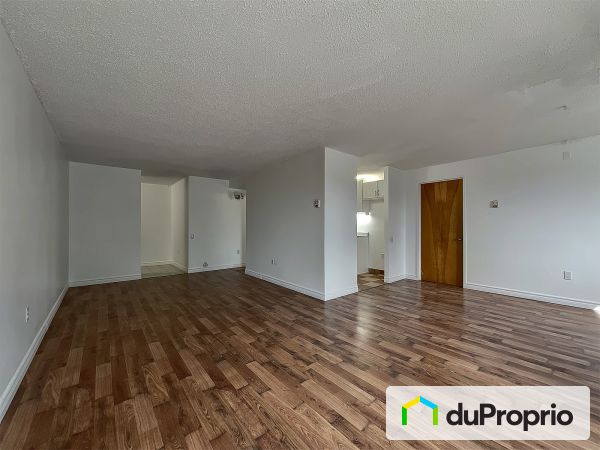 Salon - 305-19079, boulevard Henri-Bourassa, Charlesbourg à vendre