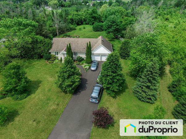 24 chemin du Grand-Pré, St-Jean-sur-Richelieu (L'Acadie) for sale