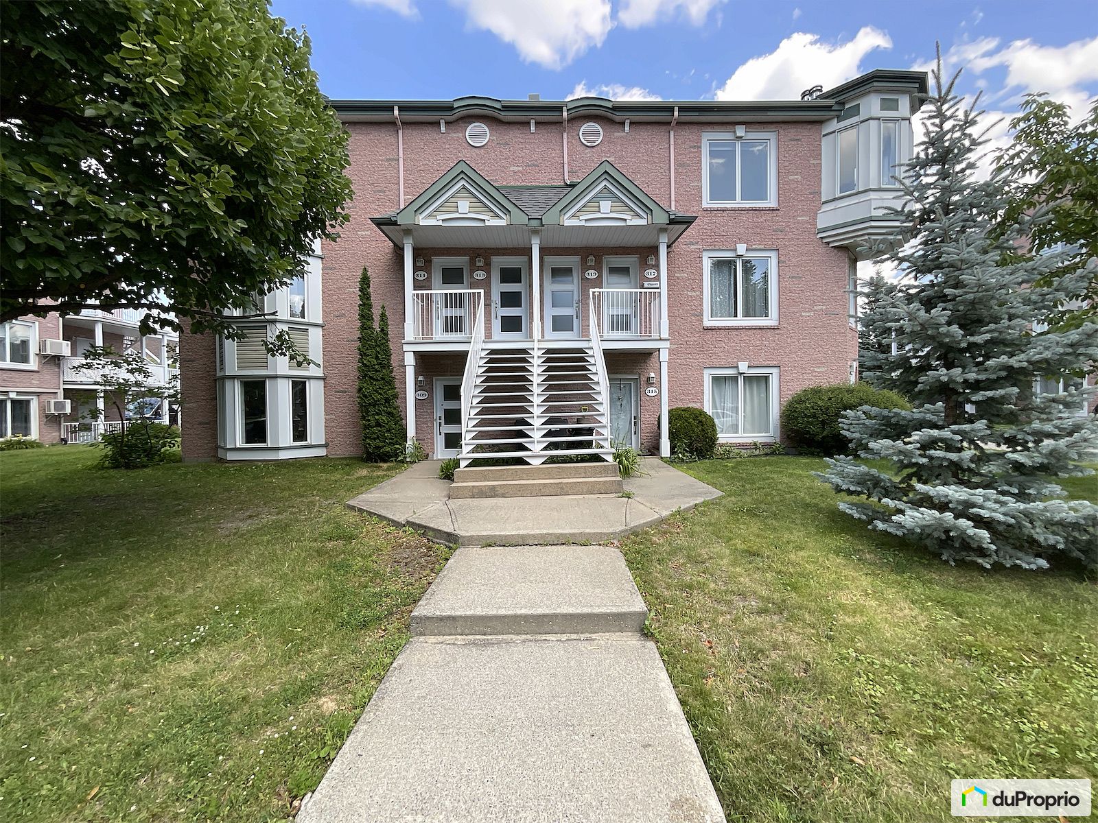 319 Rue Damien Benoit — photo 1