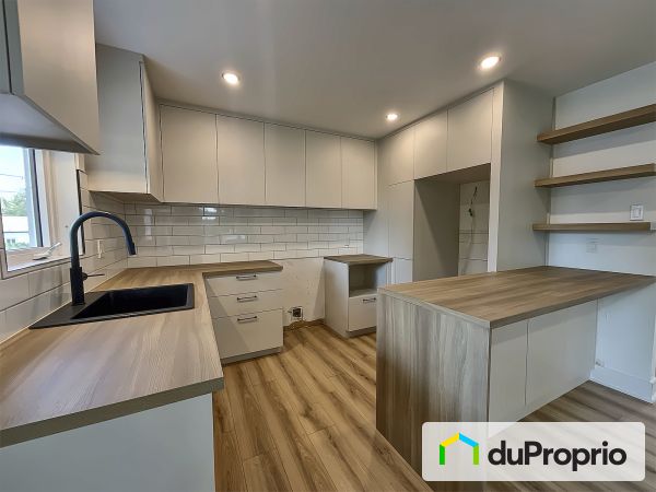74 rue Sabourin, St-Placide for sale