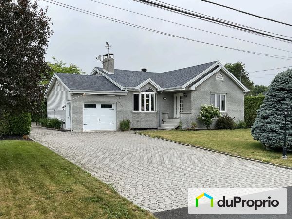 184 Route Watkins, St-Germain-De-Grantham for sale