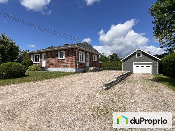 112 rue Dorion, St-Raymond for sale