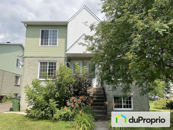 279-281-283-285 rue de la Clé-des-Champs, St-Lin-Laurentides à vendre
