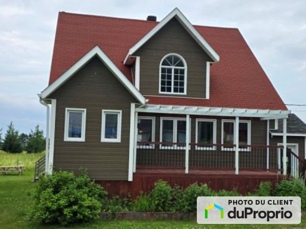 150, rue O.-Labrie, Ste-Anne-Des-Monts à vendre