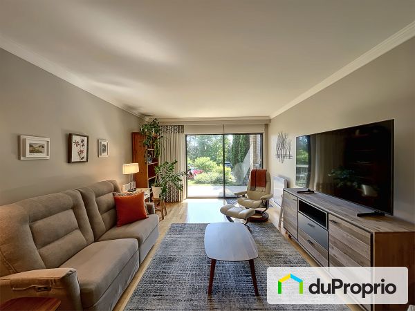 Living Room - 104-1430 rue Desgagné, Sherbrooke (Jacques-Cartier) for sale