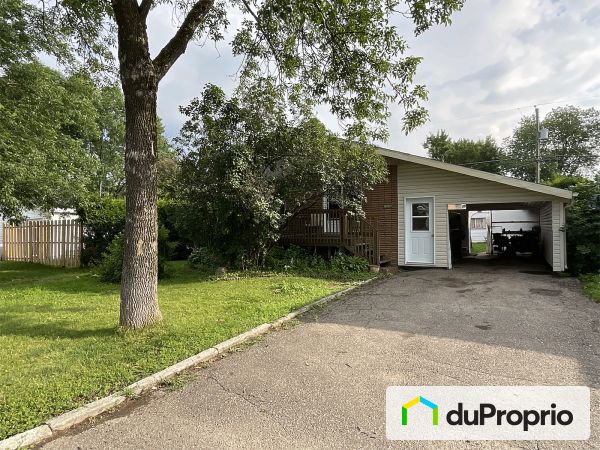 2646 rue Laure, Jonquière (Arvida) for sale