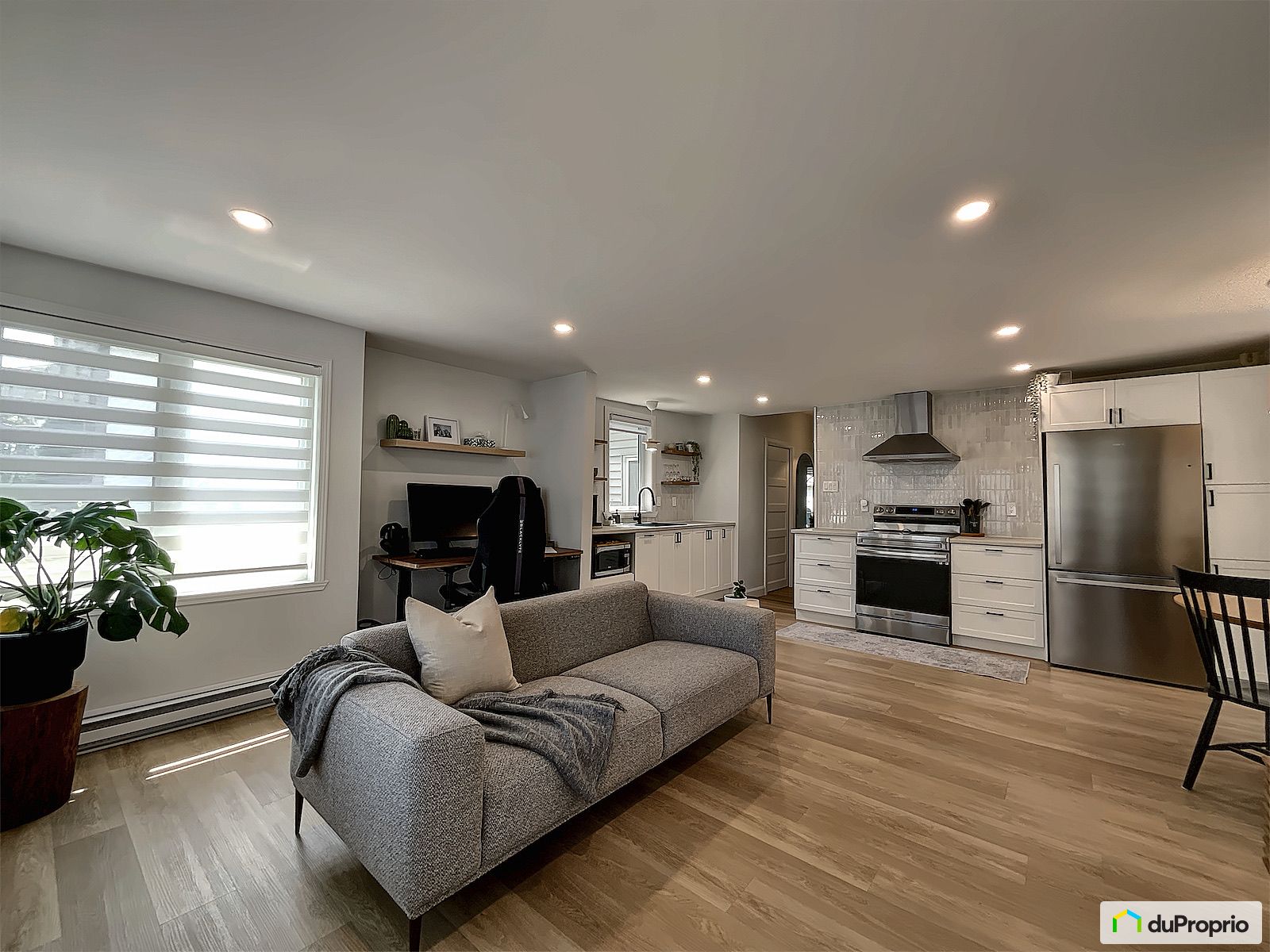 544 Rue Longtin — photo 1