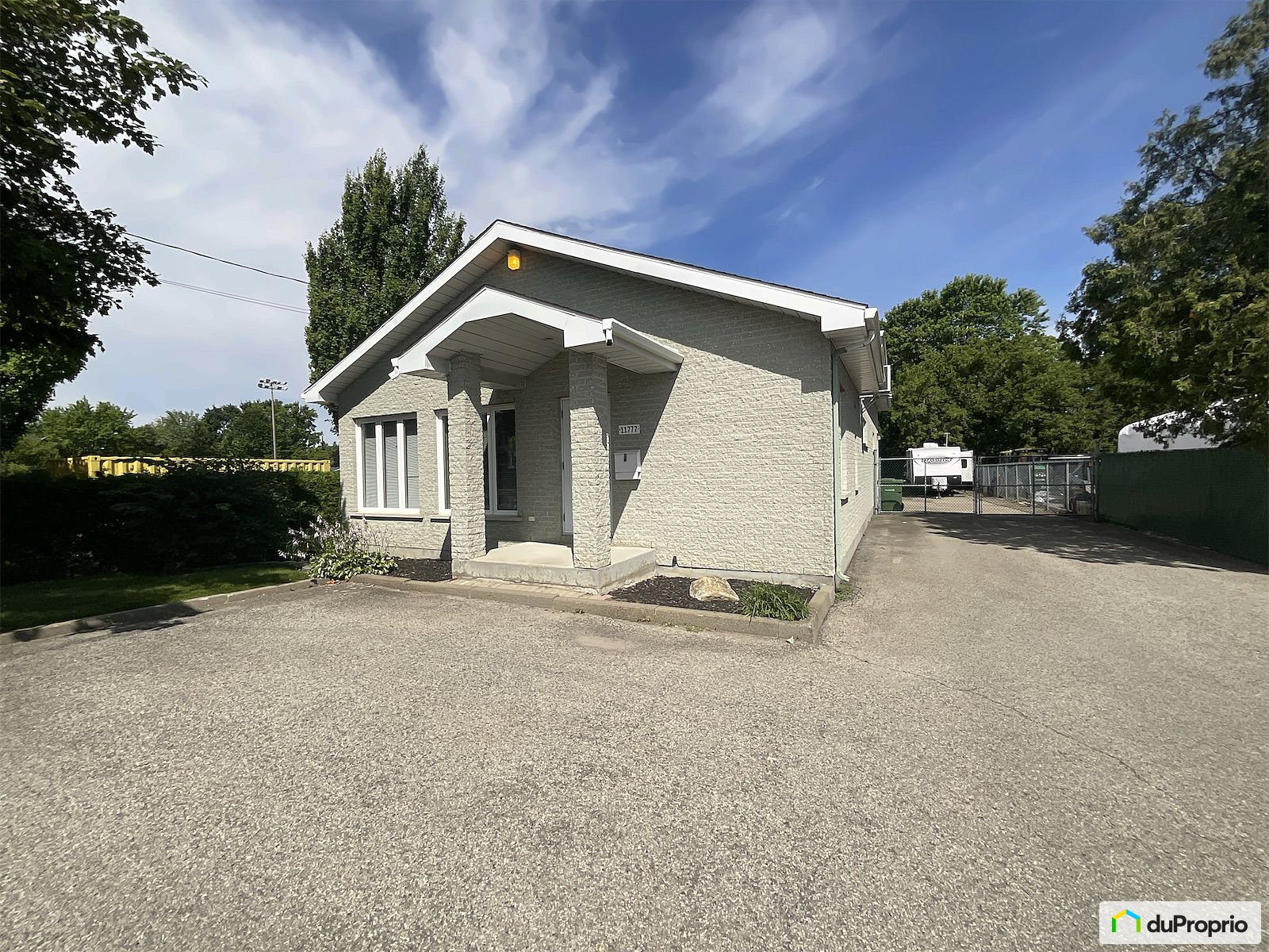 11777 Boulevard Gouin Ouest — photo 1