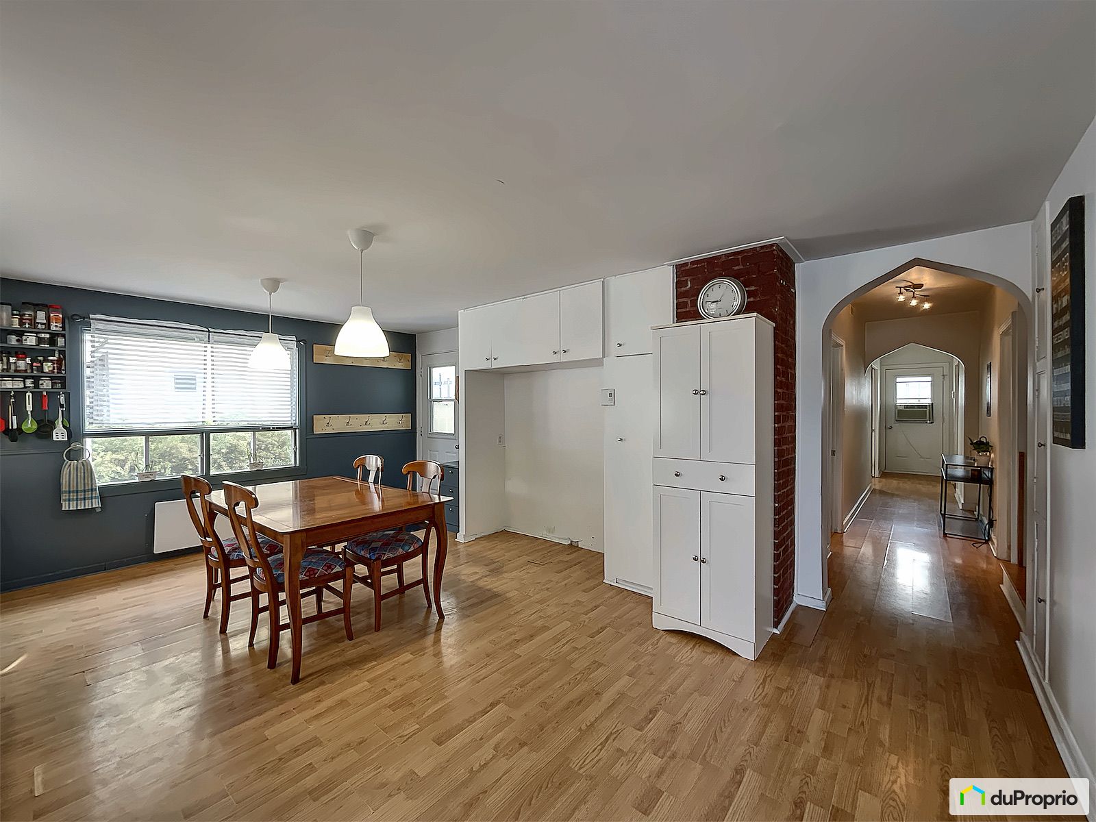 305 Rue Mccarthy — photo 3