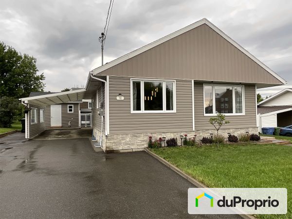 780, boulevard de la Grande-Baie Nord, La Baie à vendre