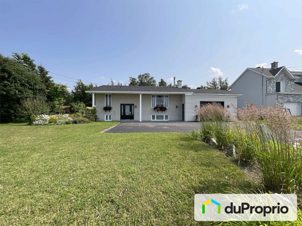 425 boulevard Sainte-Anne, Rimouski (Pointe-Au-Père) for sale