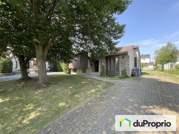 1660 rue des Mouettes, Ste-Catherine for sale