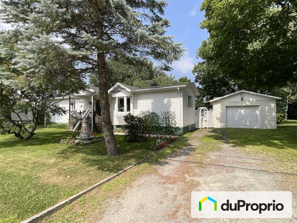 2860, Rue du Percheron, Pintendre à vendre