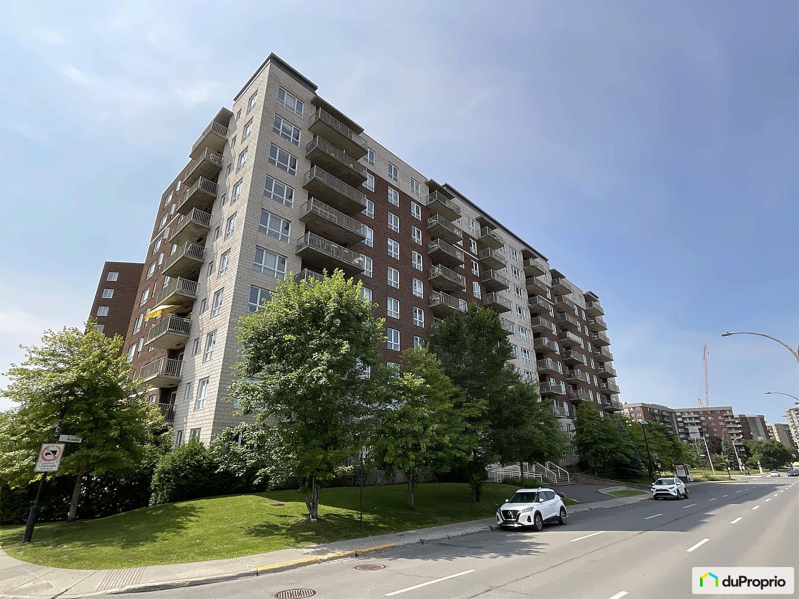 814 10200 Boulevard De Lacadie — photo 1