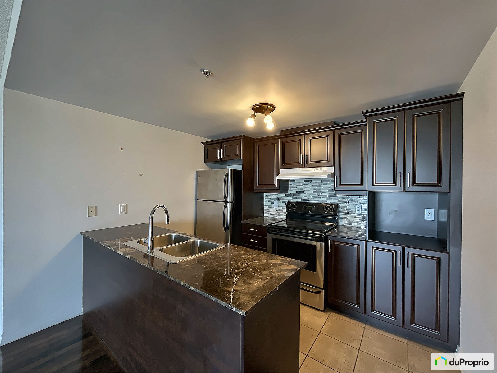 814 10200 Boulevard De Lacadie — photo 2