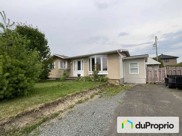 881 rue Robertson, Pintendre for sale