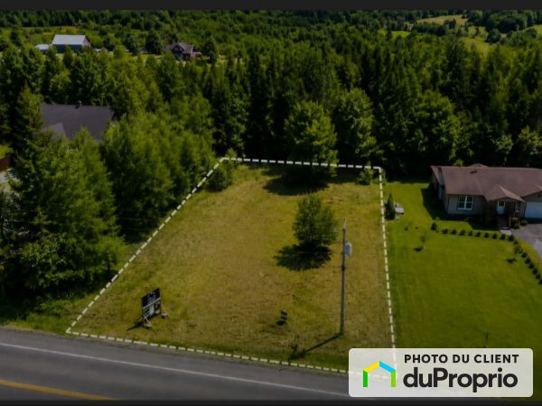 route 141, Coaticook à vendre