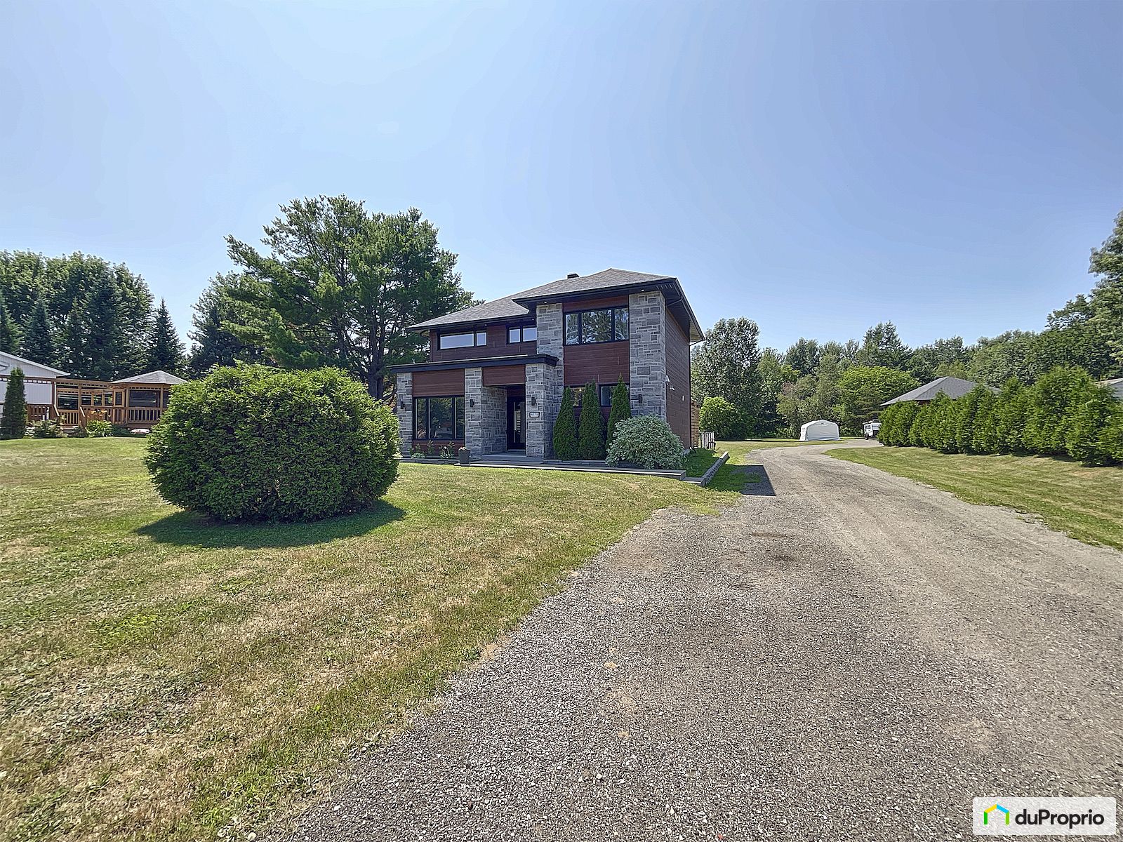 8575 Boulevard Saint Jean — photo 3
