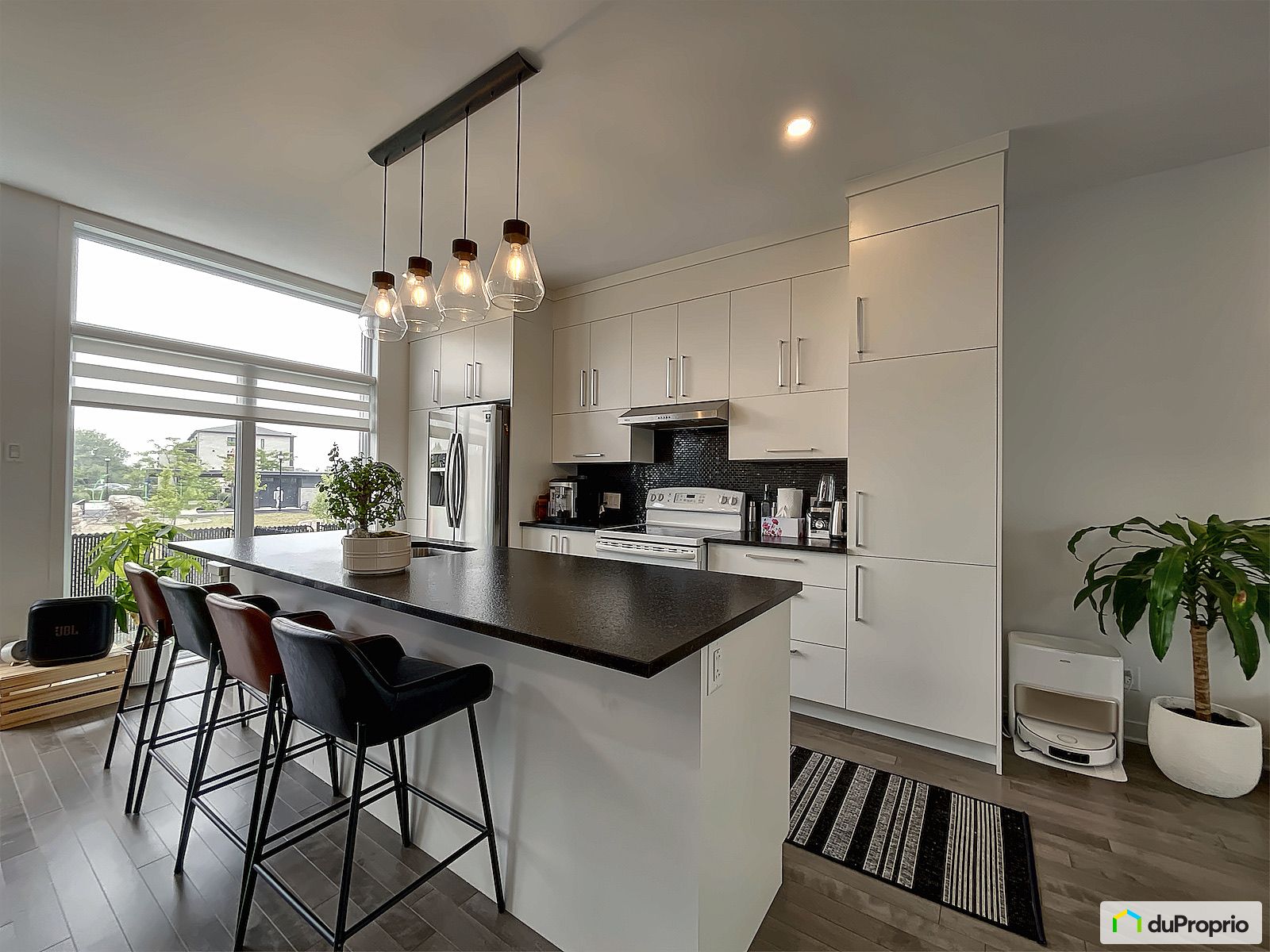 502 Rue Renoir — photo 2