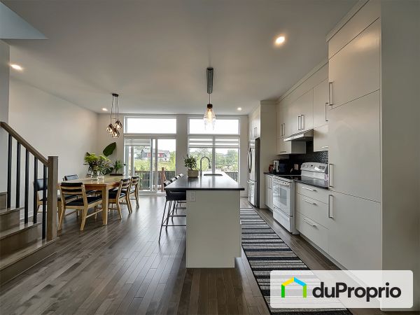 502 rue Renoir, St-Constant for sale