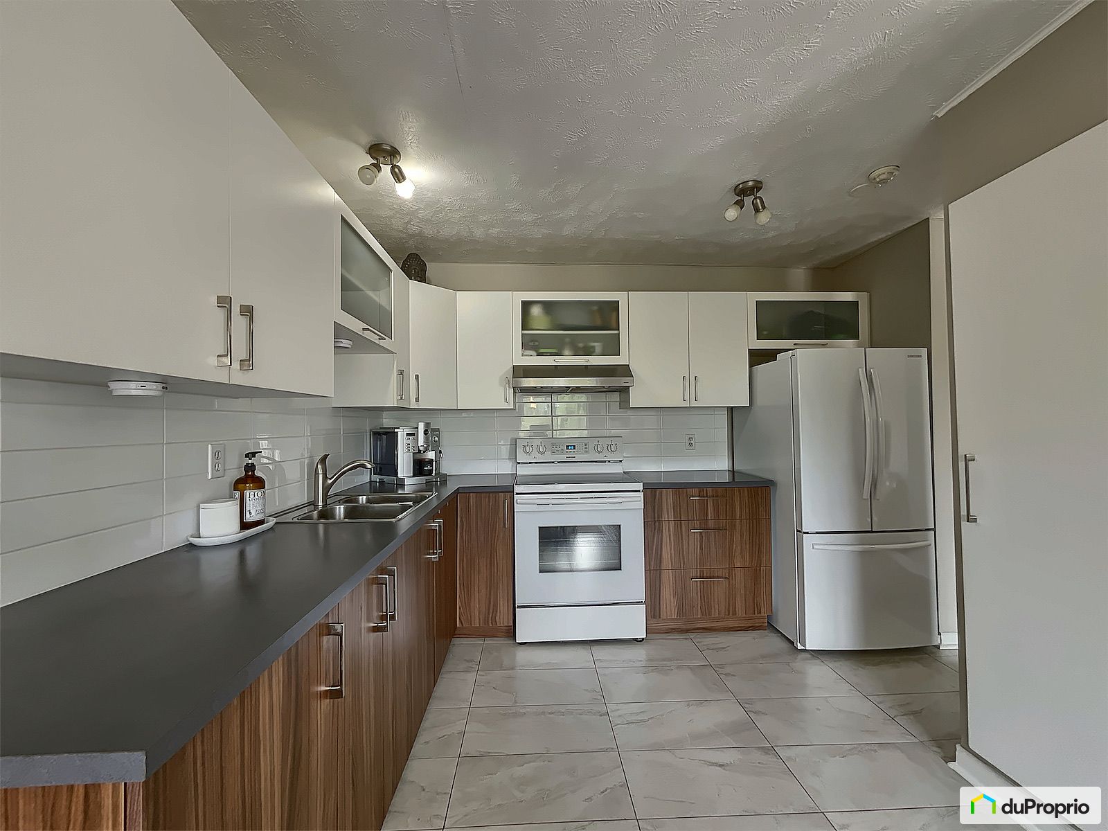 7 830 Rue Helene Boulle — photo 2