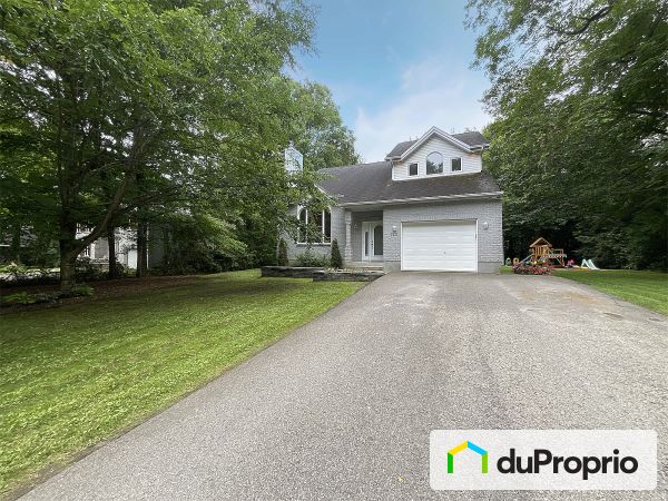 1037 rue Maple Ridge, St-Lazare for sale