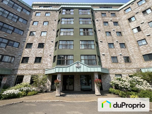 3111, avenue des Hotels, Ste-Foy à vendre
