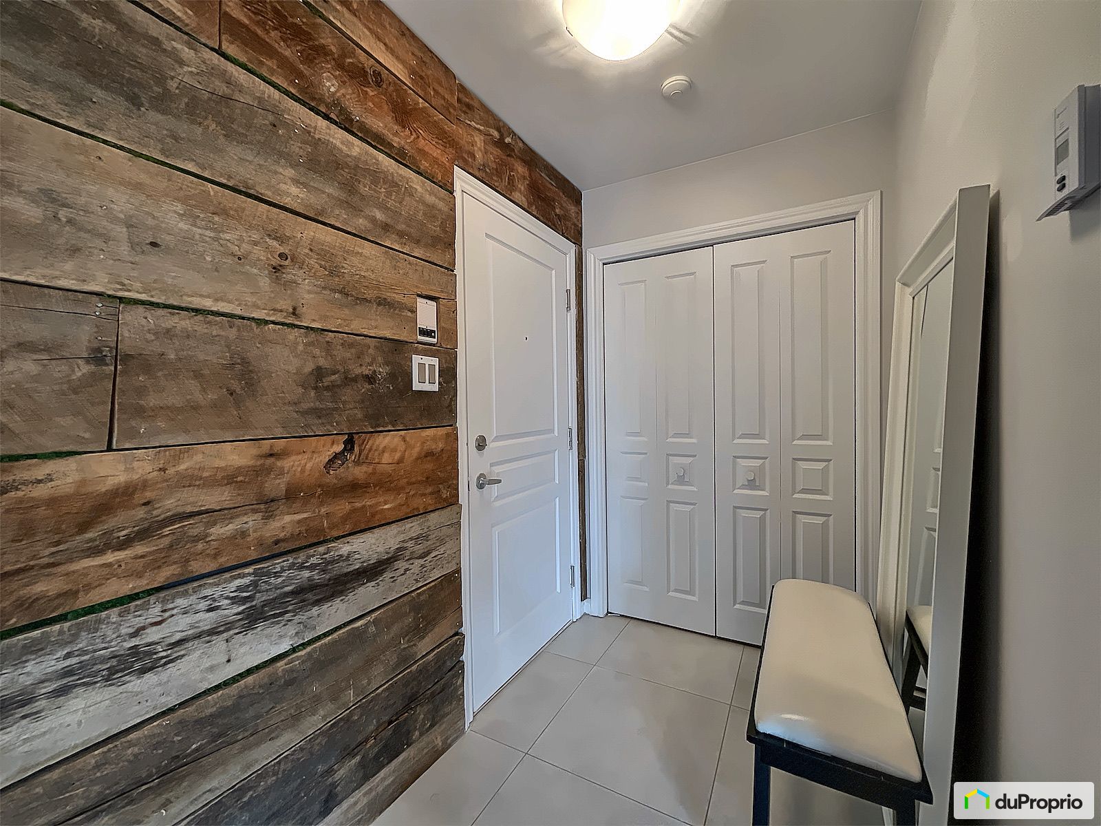 204 5151 Avenue Eliot — photo 2