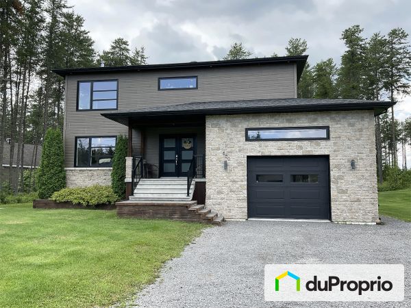 600 rue des Mélèzes, St-Honore-De-Chicoutimi for sale