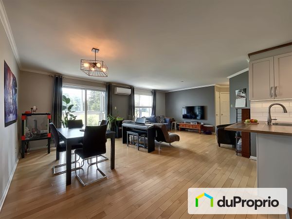 307-4310, rue du Rapide, Charny à vendre
