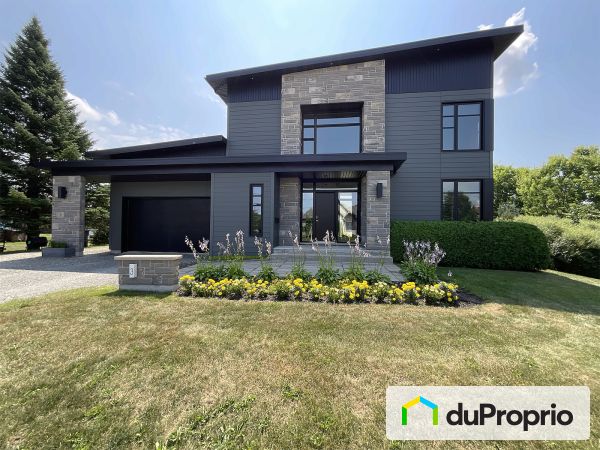 Summer Front - 3 rue de l'Harmonie, Victoriaville for sale