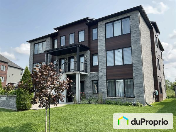 462, rue du Chardonnay, Ste-Marthe-Sur-Le-Lac à vendre