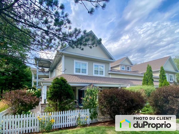 104-130 boulevard de Bromont, Bromont for sale