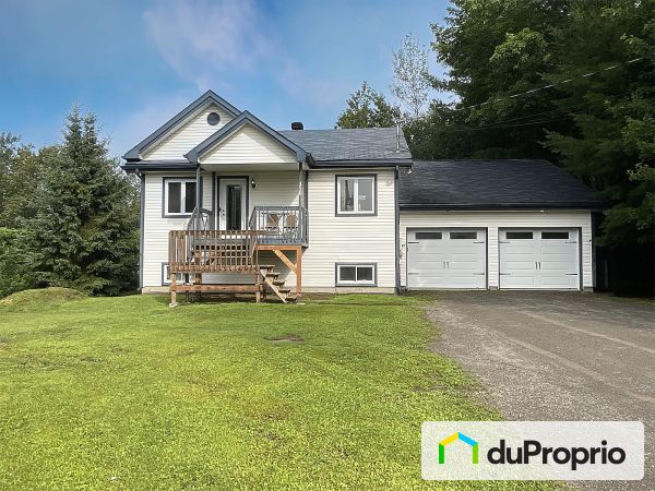 350 rue Labonté Ouest, Ste-Sophie for sale