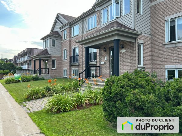 5-3760, boulevard Dagenais Ouest, Fabreville à vendre