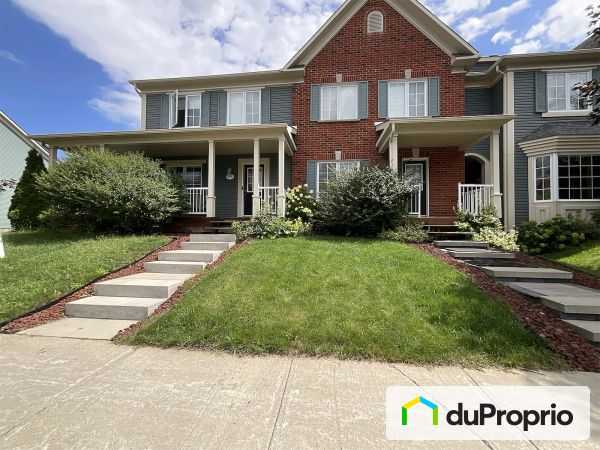 839 rue des Cheminots, Mont-St-Hilaire for sale