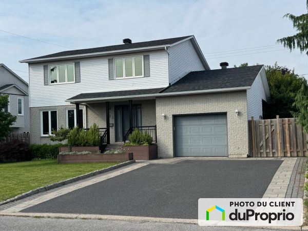 103 rue Michel du Gué, Varennes for sale