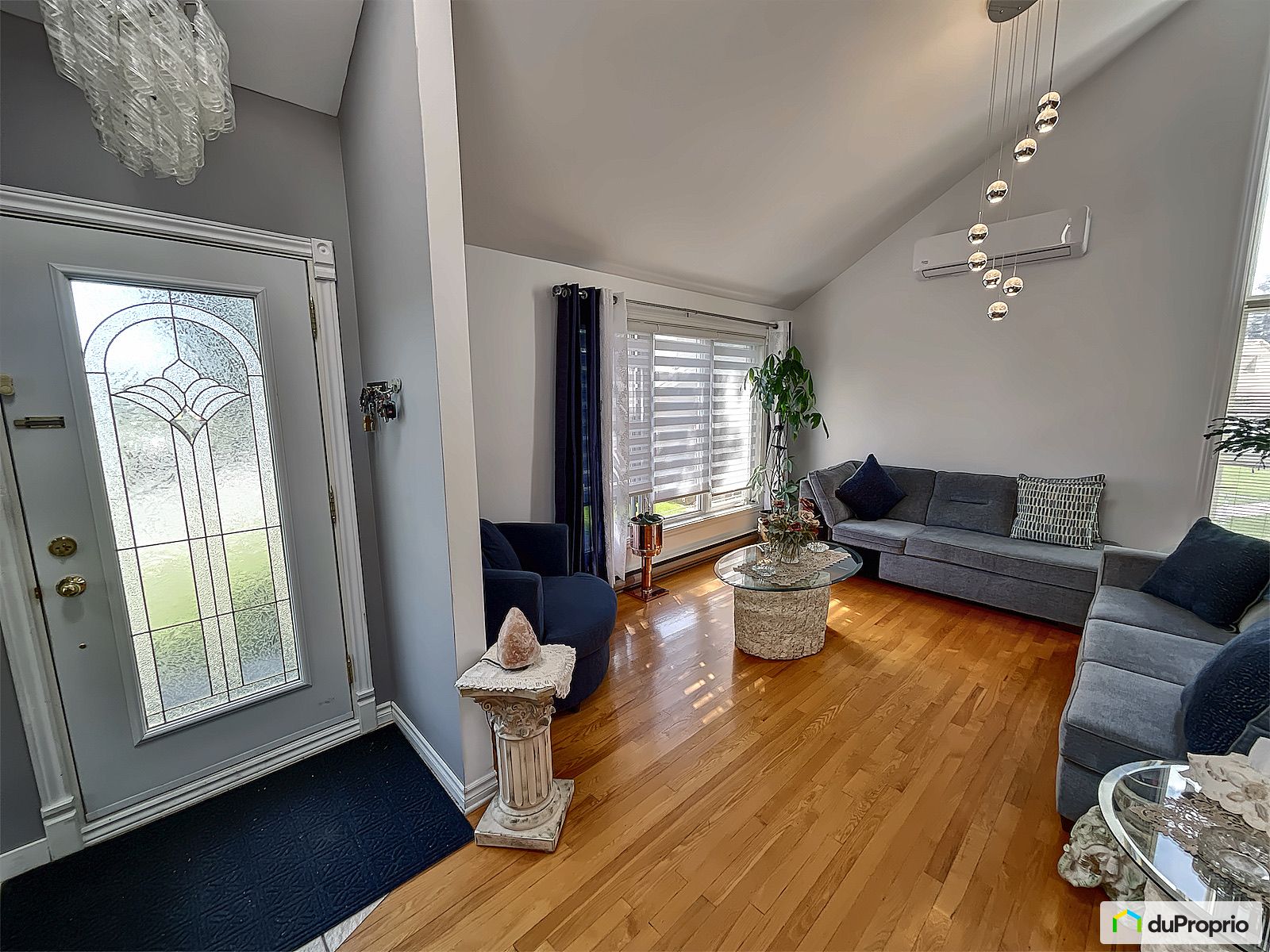 1126 Place Chenard — photo 3