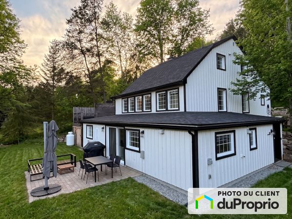 117-119 rue Sigouin, Mont-Tremblant for sale