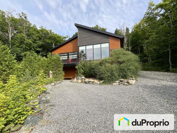 84 rue de l'Esplanade, St-Philémon for sale