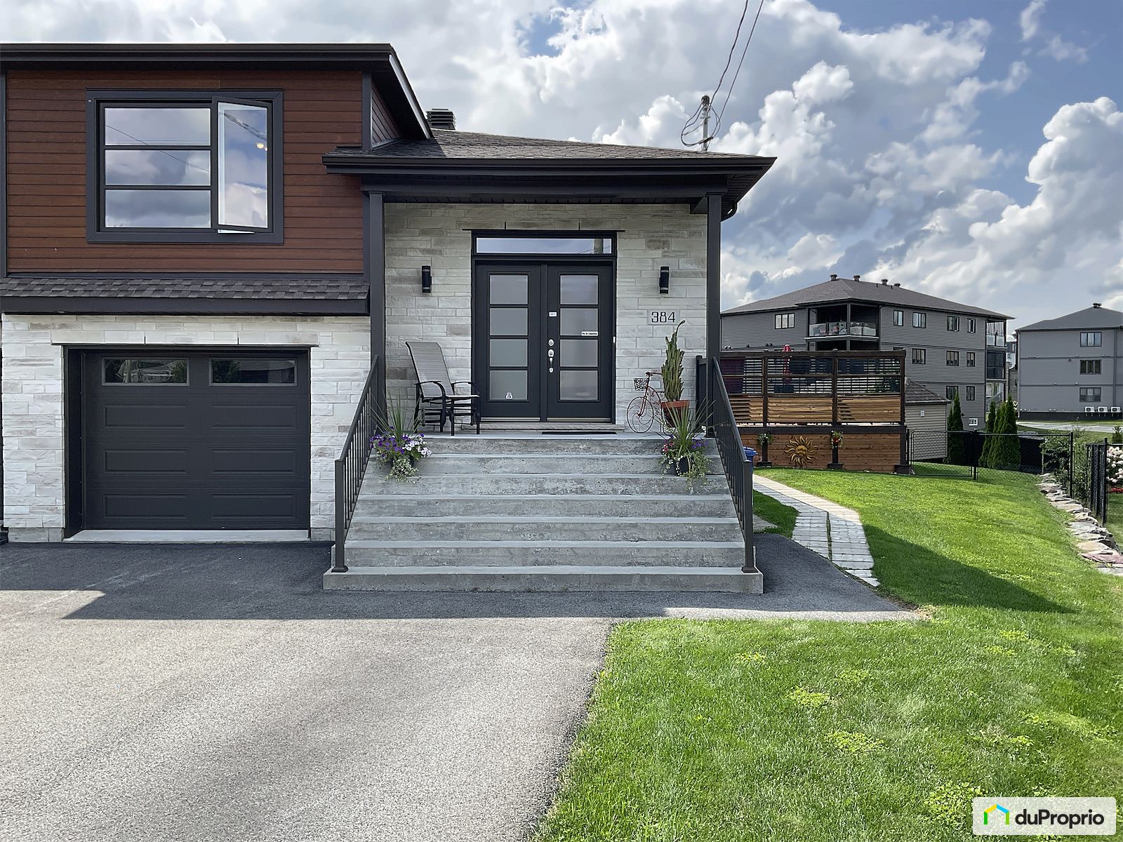 384 Rue Du Dahlia — photo 1