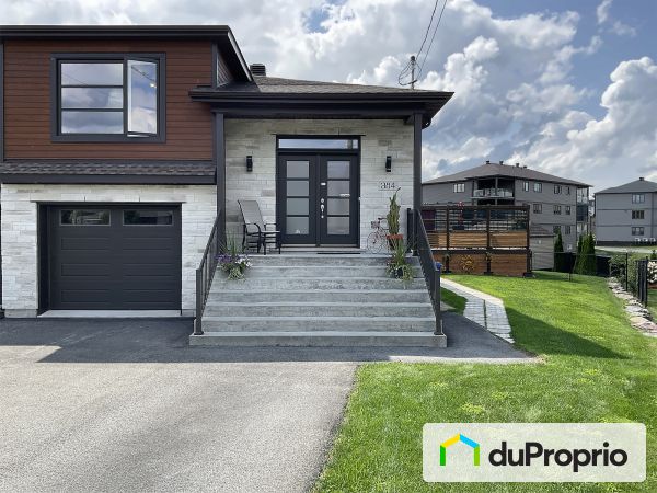 384 rue du Dahlia, Granby for sale