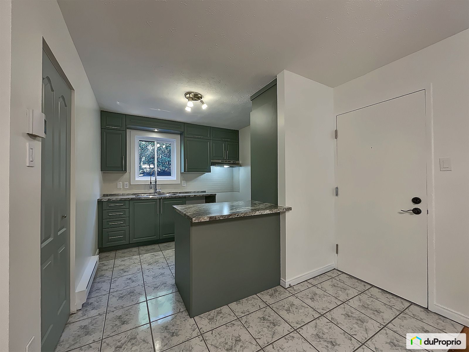 1 25 Rue Elgin — photo 1