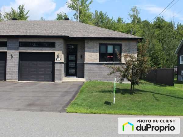 249 rue des Roses, Victoriaville for sale
