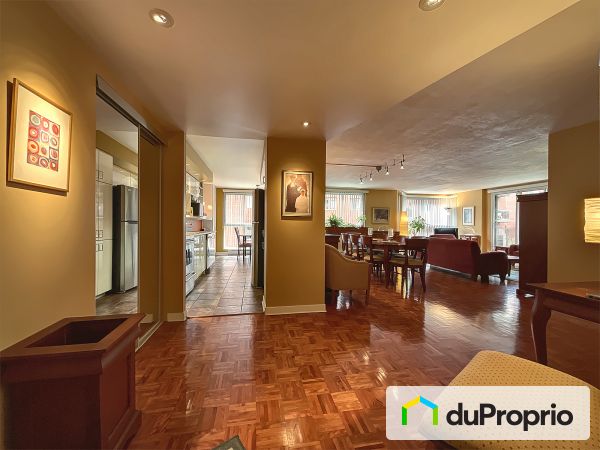 310-500, rue de la Montagne, Ville-Marie (Centre-Ville et Vieux-Montréal) à vendre