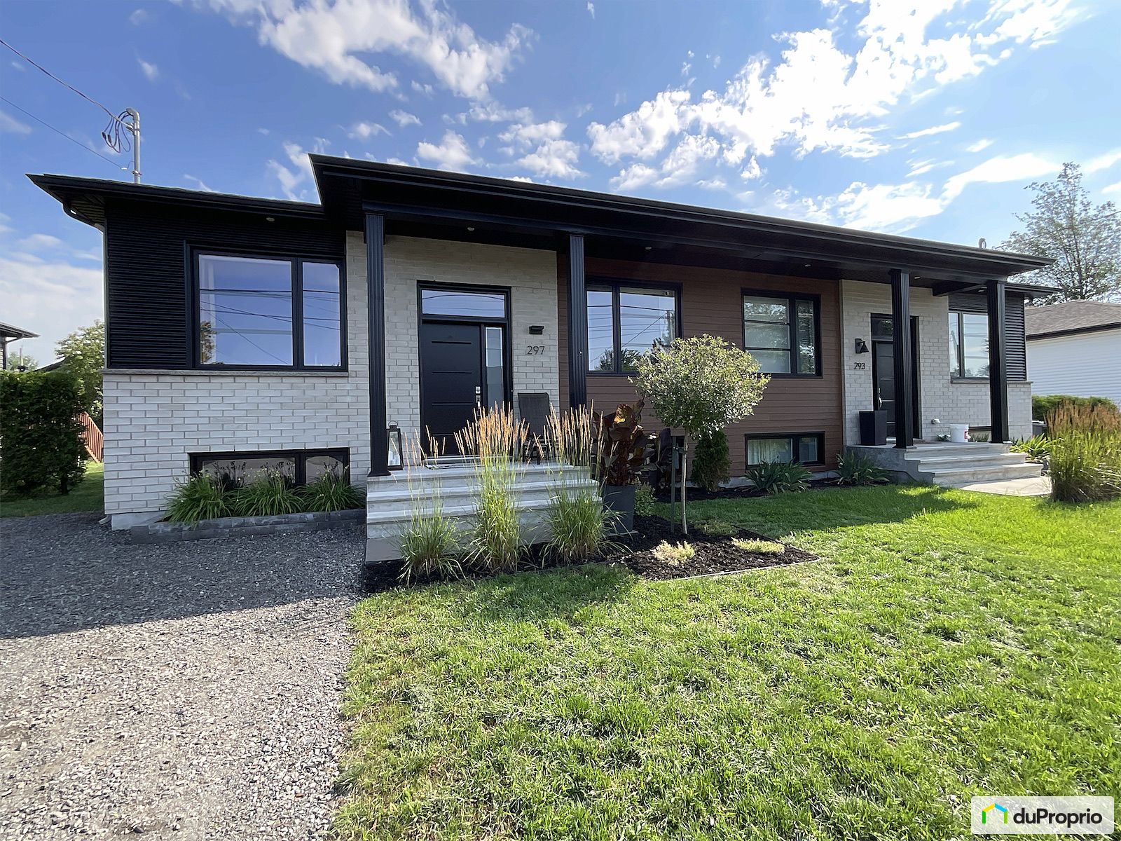 297 Rue Catherine — photo 1