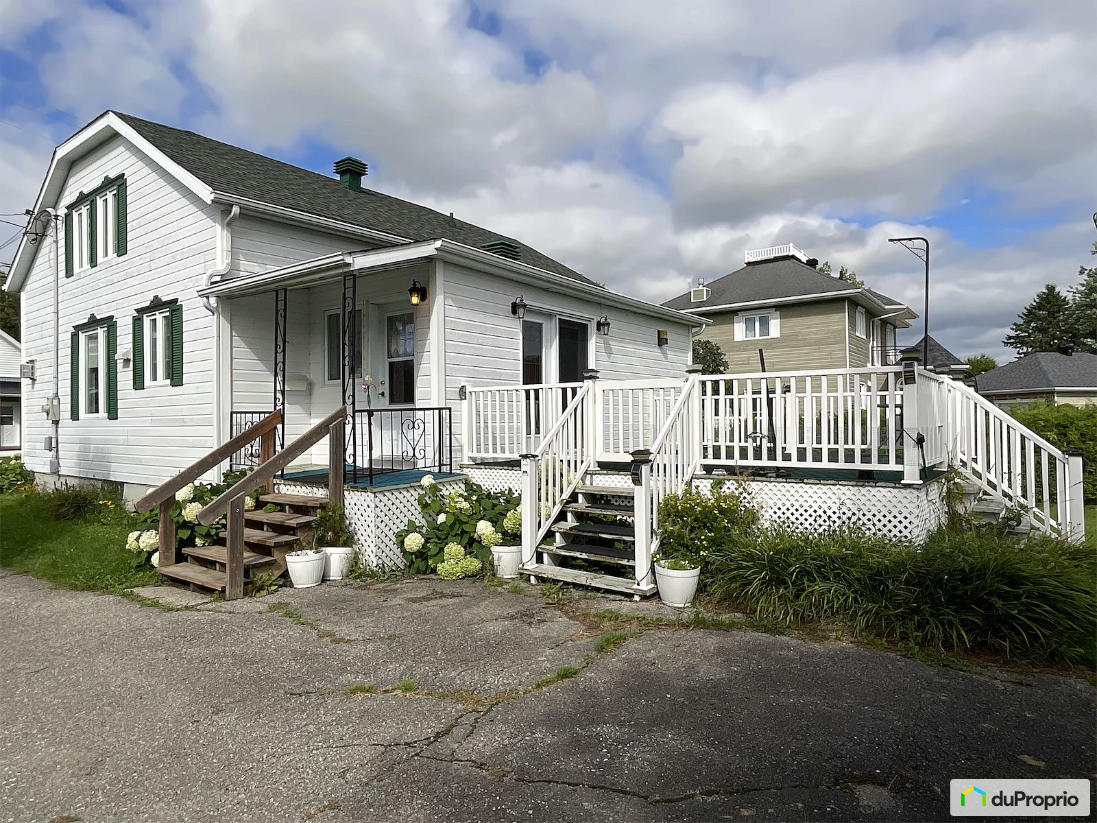 55 Rue Saint Paul — photo 3