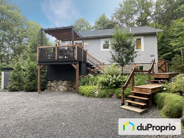 Aménagement paysager - 2560, rue du Hameau, Ste-Adèle à vendre