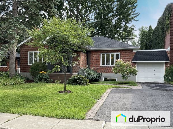 425 avenue Oak, St-Lambert for sale